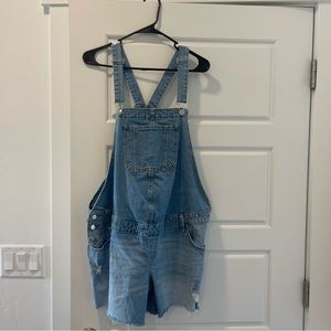 Maternity Shorts - Overalls - light Wash - Stretchy Material - SZ14